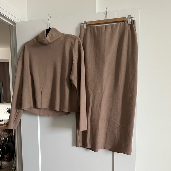 ZARA Soft Sweater & Skirt Matching Set - Picture 8 of 10